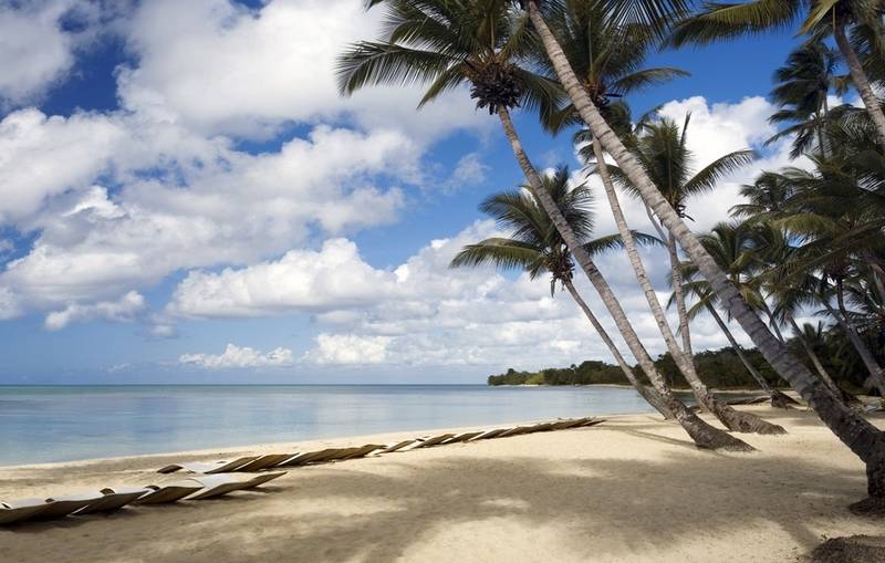 Dominica beach