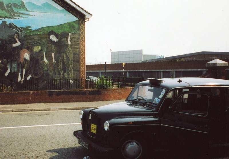 Black cab tour, Belfast